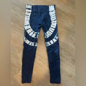 Women’s leggings size large